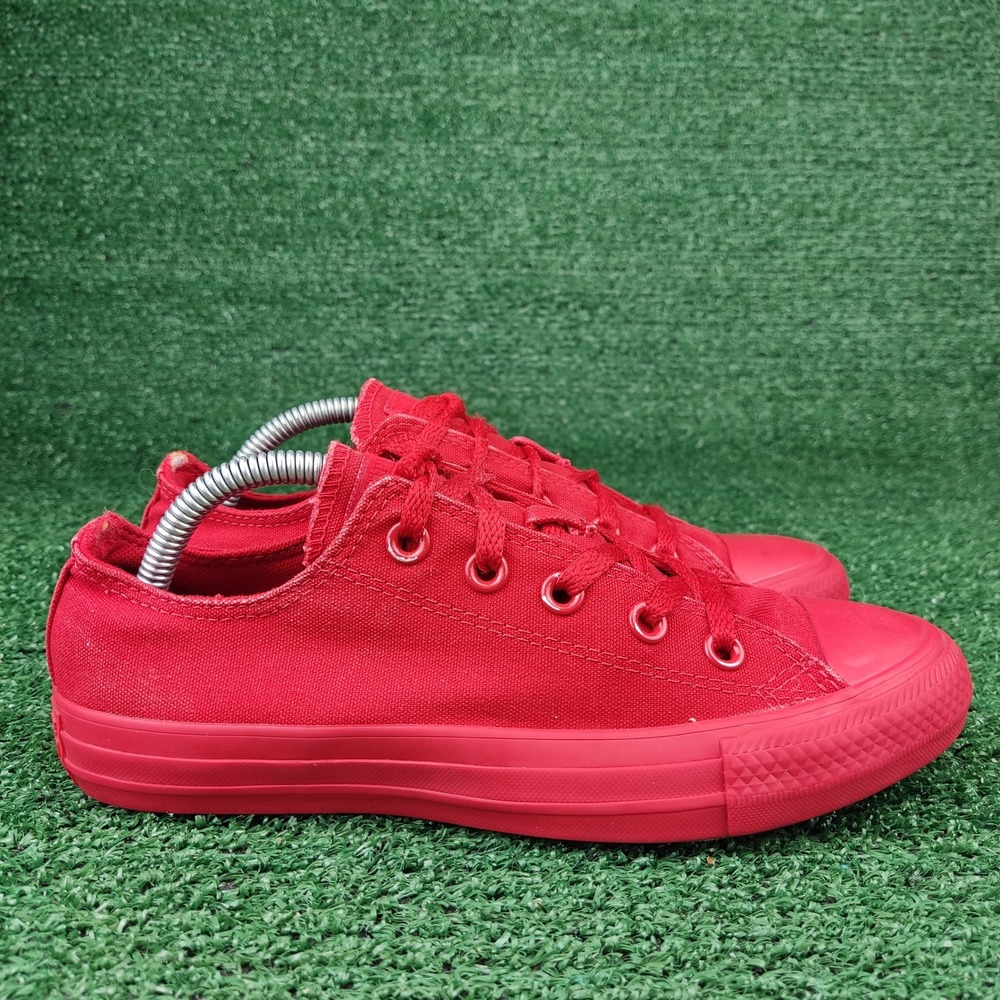 Converse Sneakers Women's 6 Red Chuck Taylor All Star Low Top Monochromatic